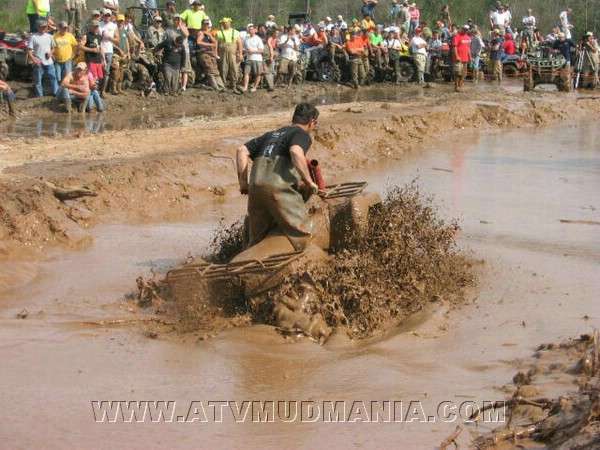 mud%20mania%2005%20212.jpg